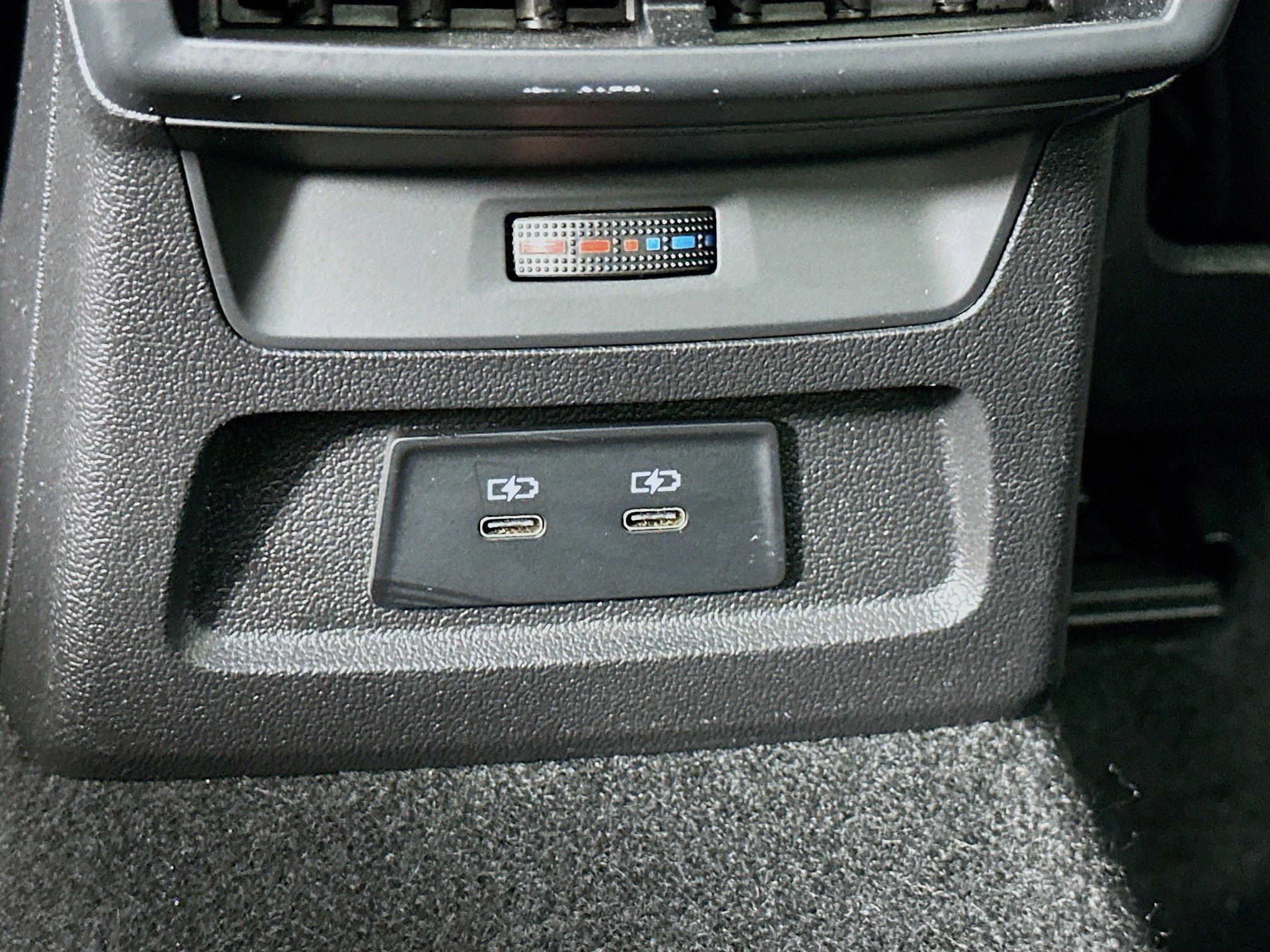 Used 2024 Audi A3 2.0T Premium image 27