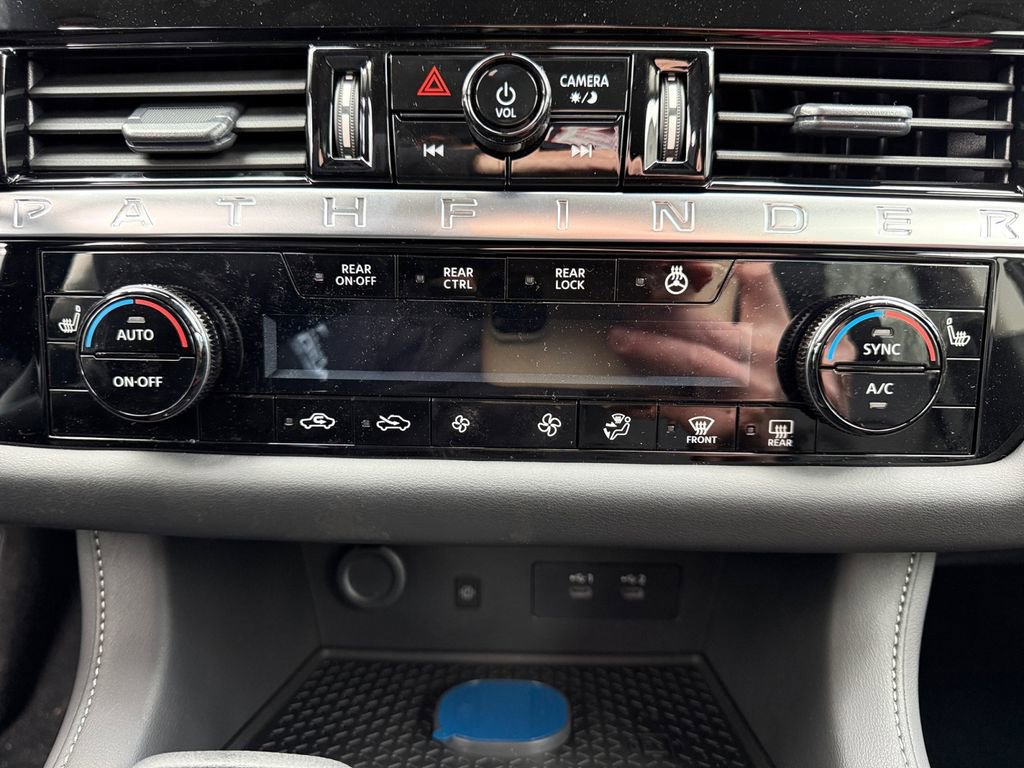 New 2026 Nissan Pathfinder SL image 29