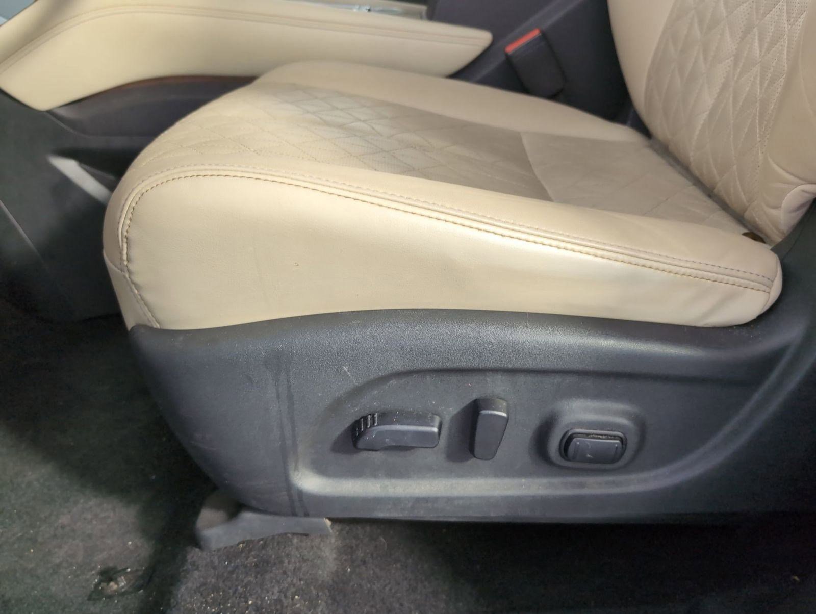 Used 2022 Nissan Murano Platinum w/ Cargo Package image 11