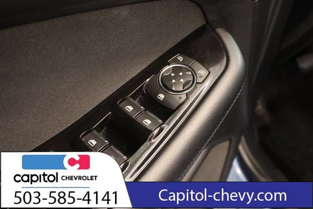 Used 2018 Ford Edge SEL w/ Class II Trailer Tow Package AWD/4WD image 12