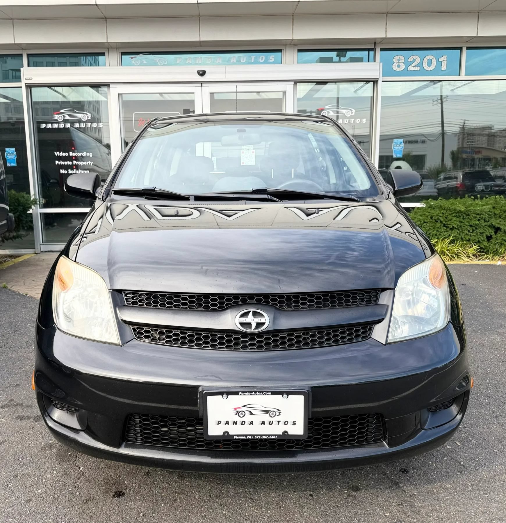Used 2006 Scion xA FWD image 2