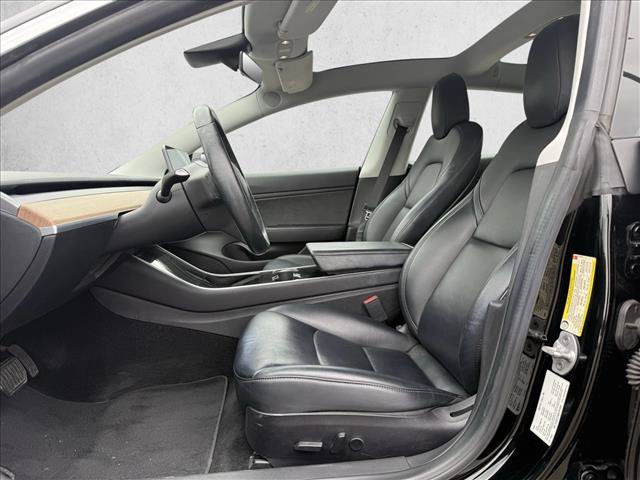 Used 2019 Tesla Model 3 Standard Range Plus RWD image 10
