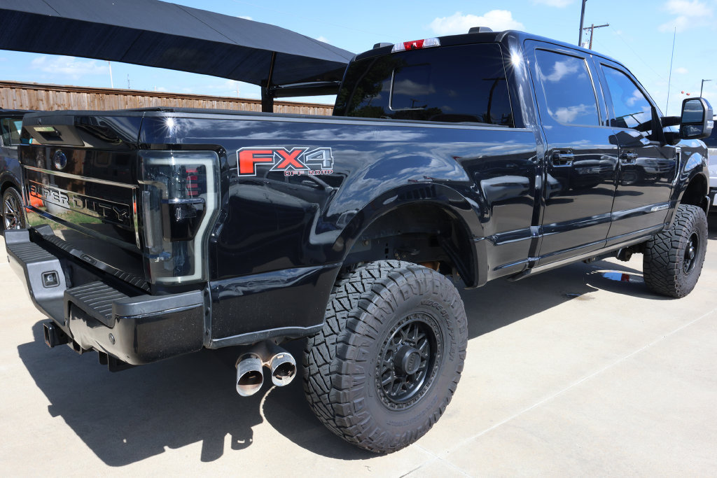 Used 2021 Ford F250 Lariat w/ Lariat Ultimate Package AWD/4WD image 5