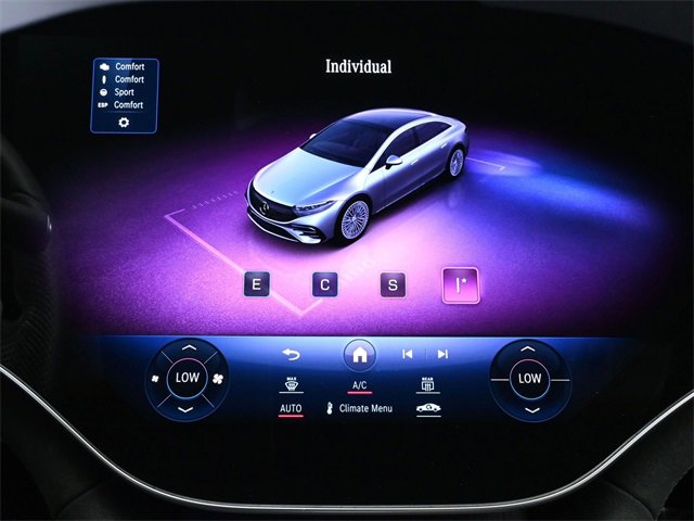 Used 2022 Mercedes-Benz EQS 580 4MATIC Sedan image 47