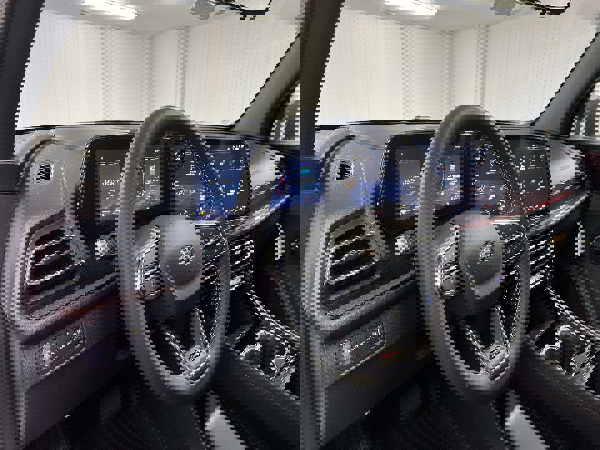 New 2026 Chevrolet Traverse Z71 w/ Driver Confidence Package image 44