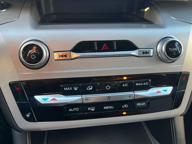 Used 2023 Ford Explorer XLT w/ Equipment Group 202A image 19