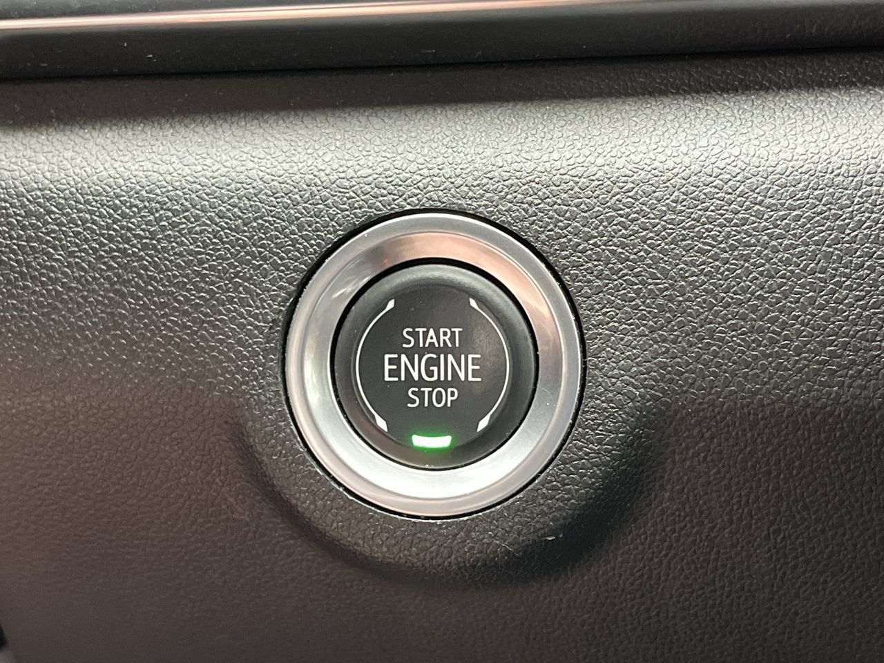Certified 2025 GMC Terrain Elevation AWD/4WD image 20