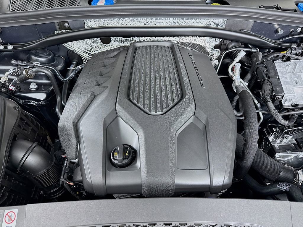 New 2026 Porsche Macan Turbo image 35