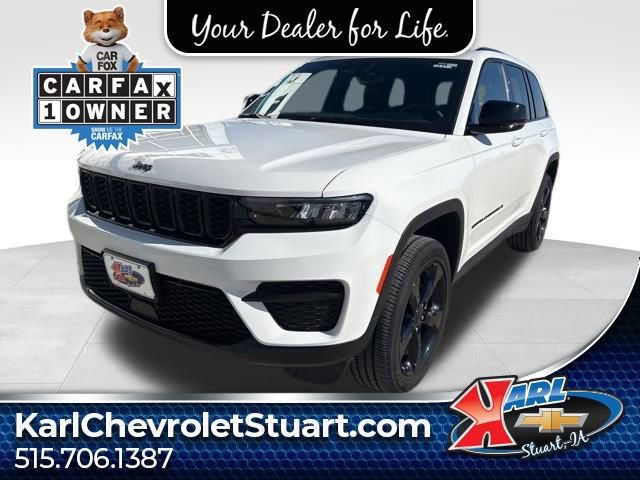 Used 2023 Jeep Grand Cherokee Altitude image 1