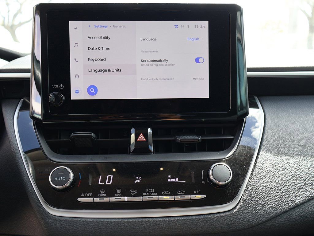 Used 2024 Toyota Corolla LE image 43