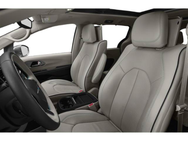 Used 2018 Chrysler Pacifica Touring-L FWD image 12