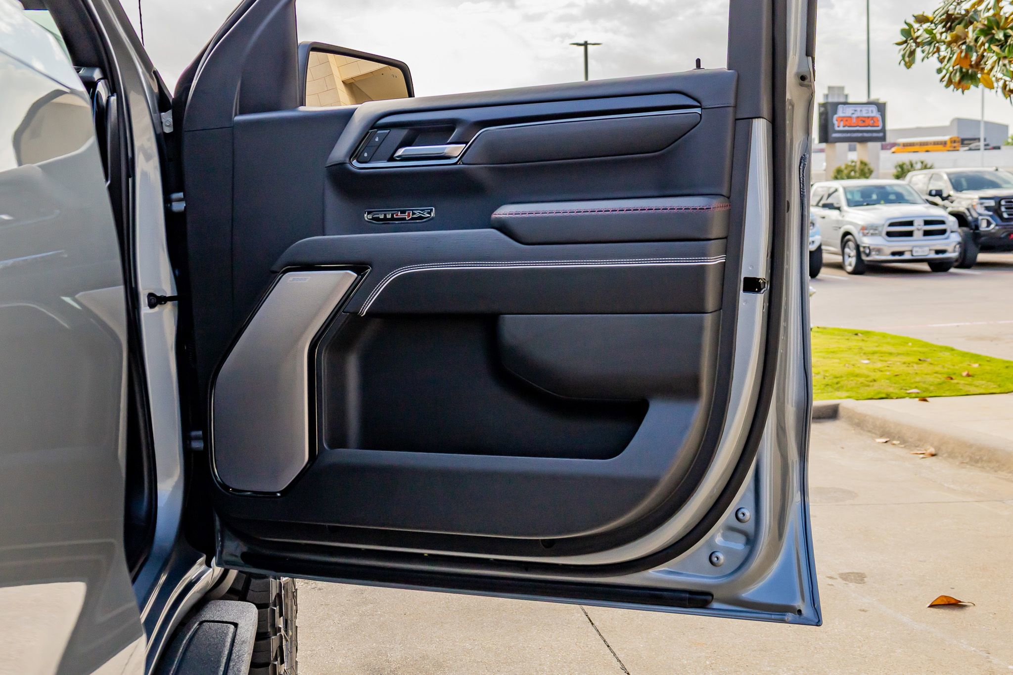 Used 2026 GMC Sierra 1500 AT4X image 37