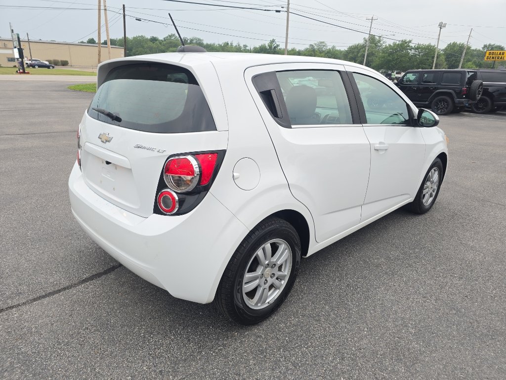 Used 2016 Chevrolet Sonic LT FWD image 6