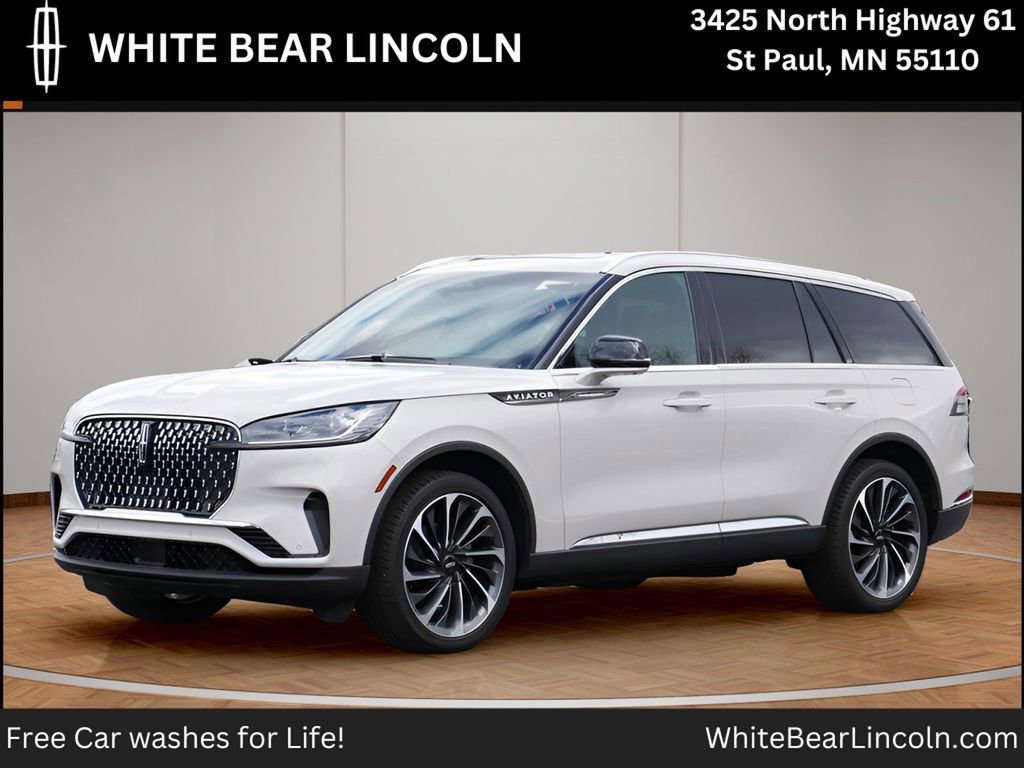 Used 2025 Lincoln Aviator Reserve w/ Equipment Group 201A AWD/4WD image 1