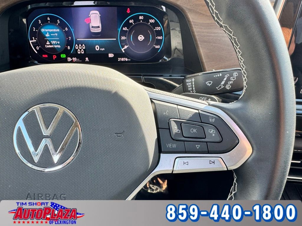 Used 2025 Volkswagen Atlas SE AWD/4WD image 24