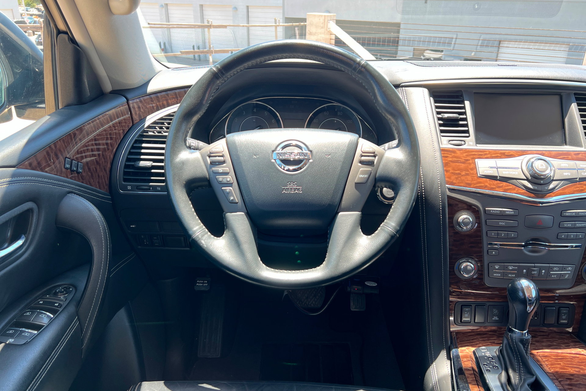 Used 2018 Nissan Armada SL w/ Moonroof Package AWD/4WD image 12