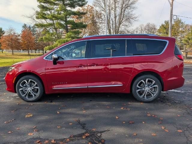 New 2026 Chrysler Pacifica Pinnacle image 5
