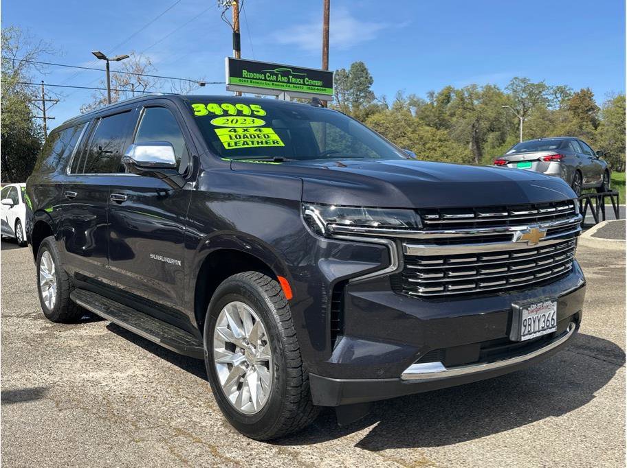 Used 2023 Chevrolet Suburban Premier image 1