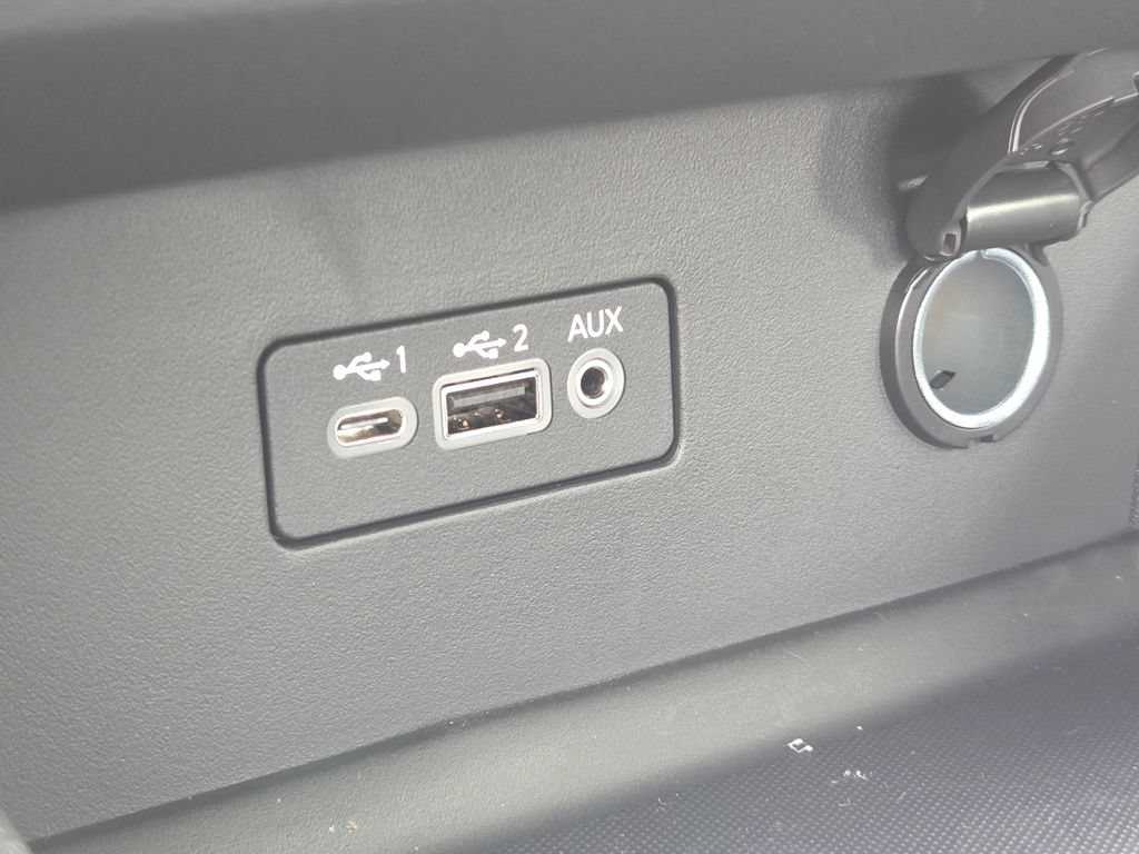 New 2026 Nissan Altima 2.5 SV FWD image 12