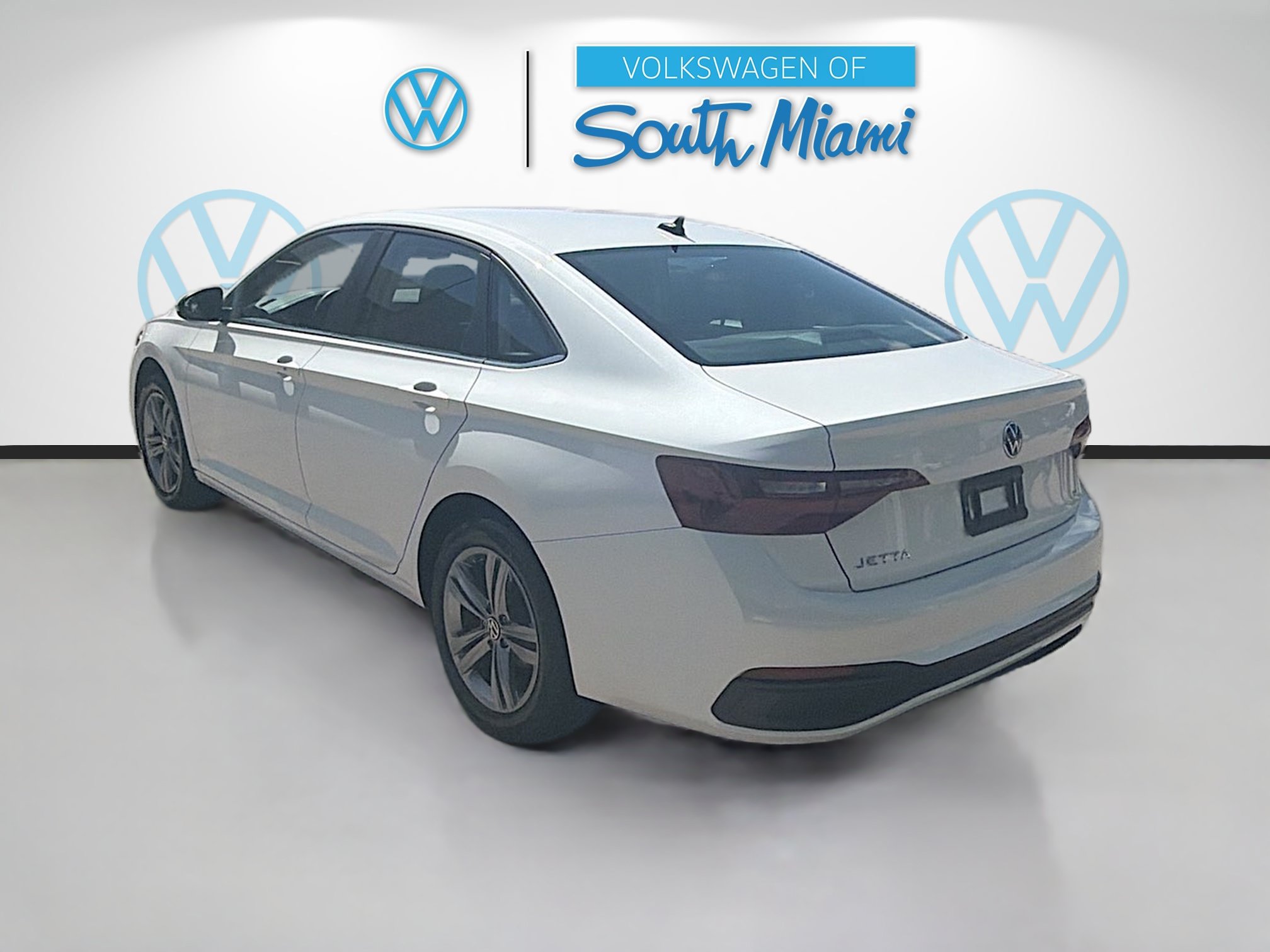 Used 2023 Volkswagen Jetta SE FWD image 5