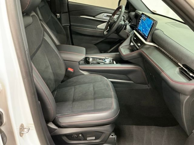 Used 2025 Ford Explorer ST w/ Sun And Sound Package image 22