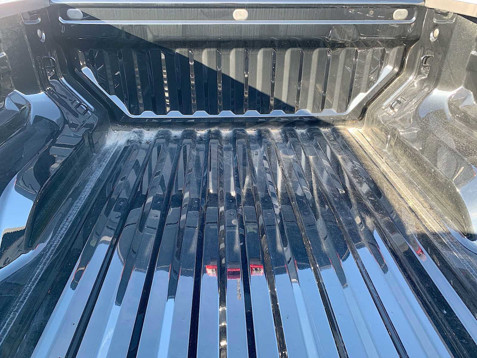 Certified 2024 Chevrolet Colorado Z71 w/ Z71 Convenience Package 2 image 24