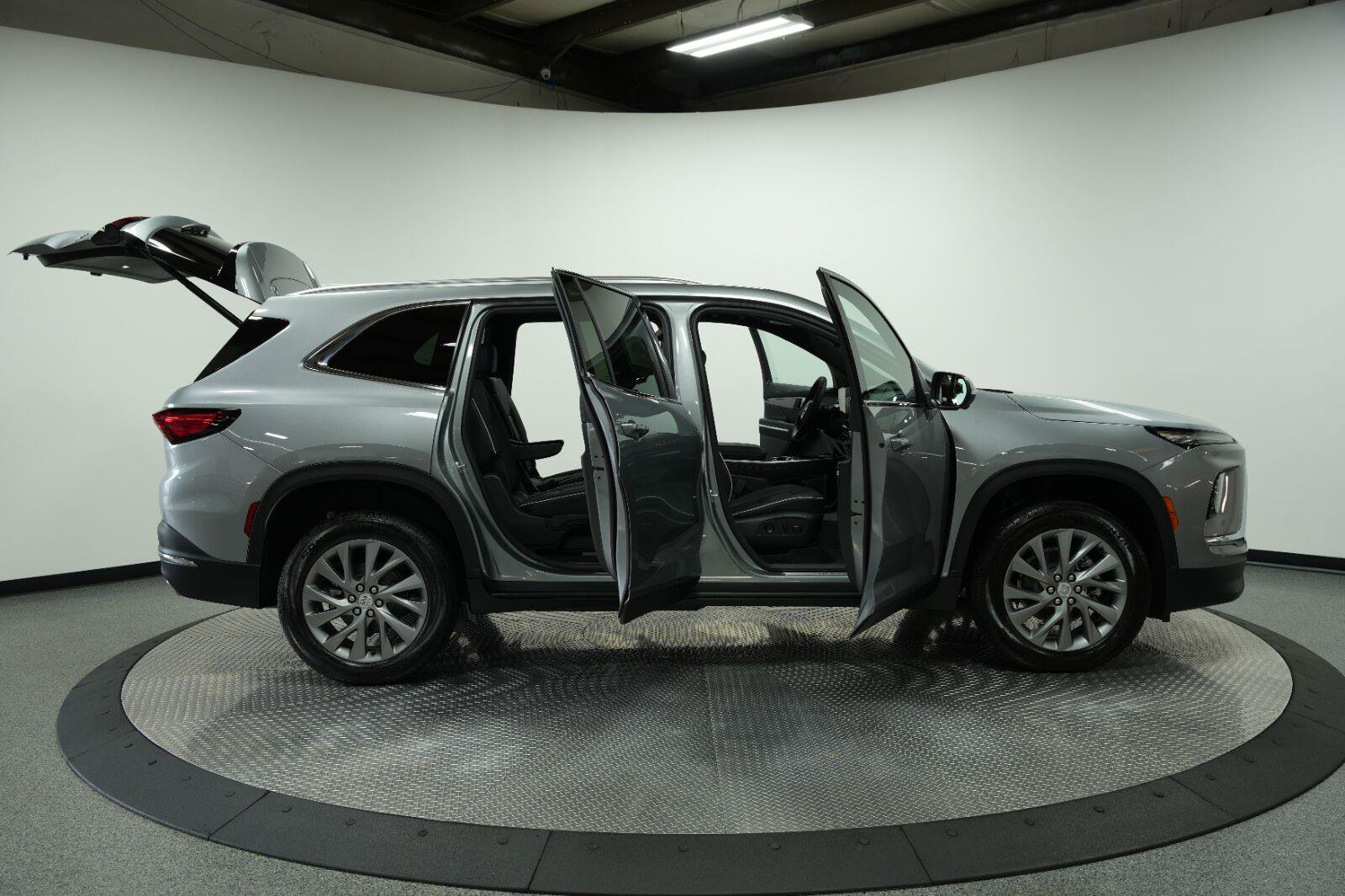 New 2026 Buick Enclave Preferred FWD image 11