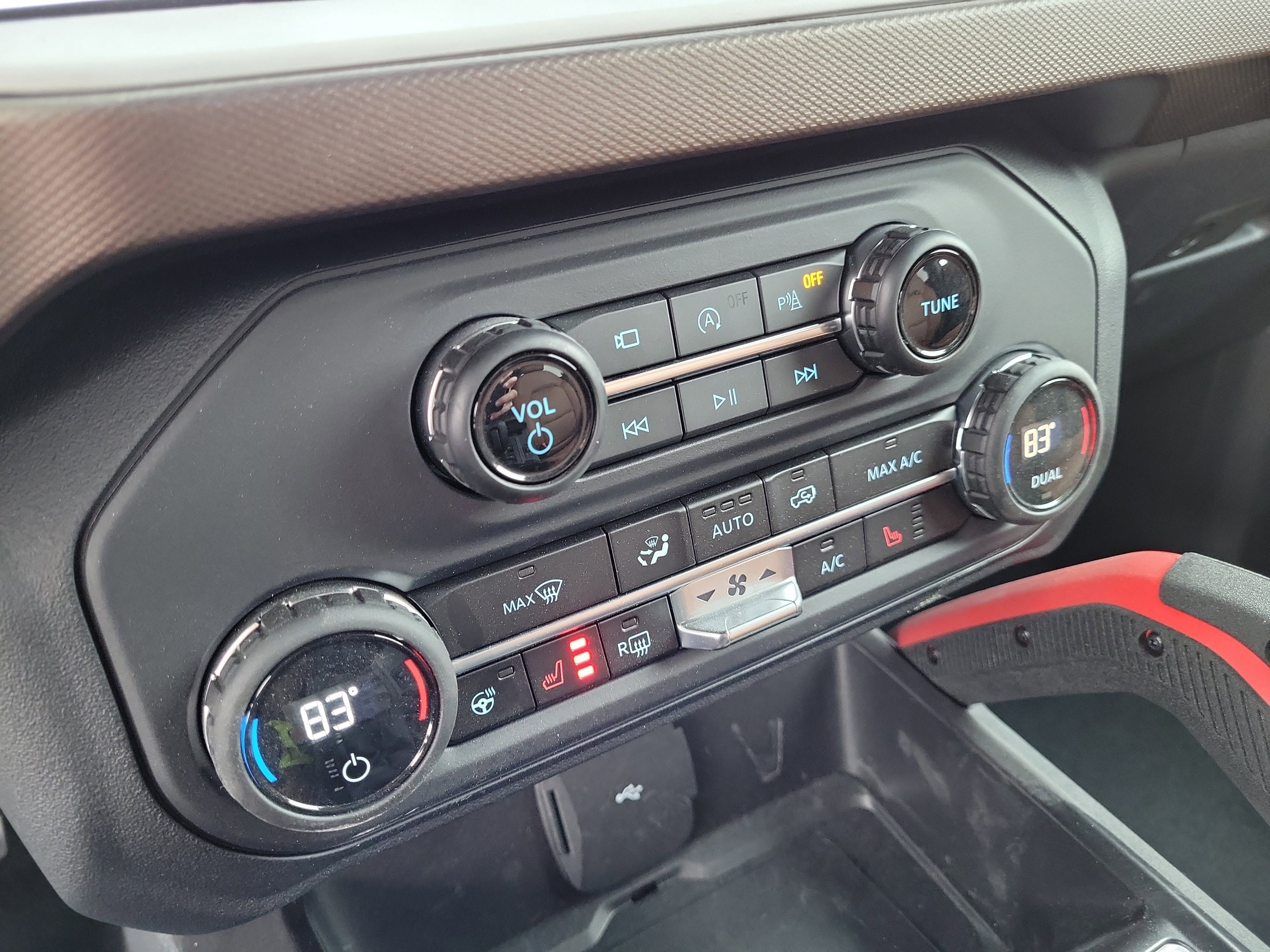 Certified 2023 Ford Bronco Heritage Edition image 28