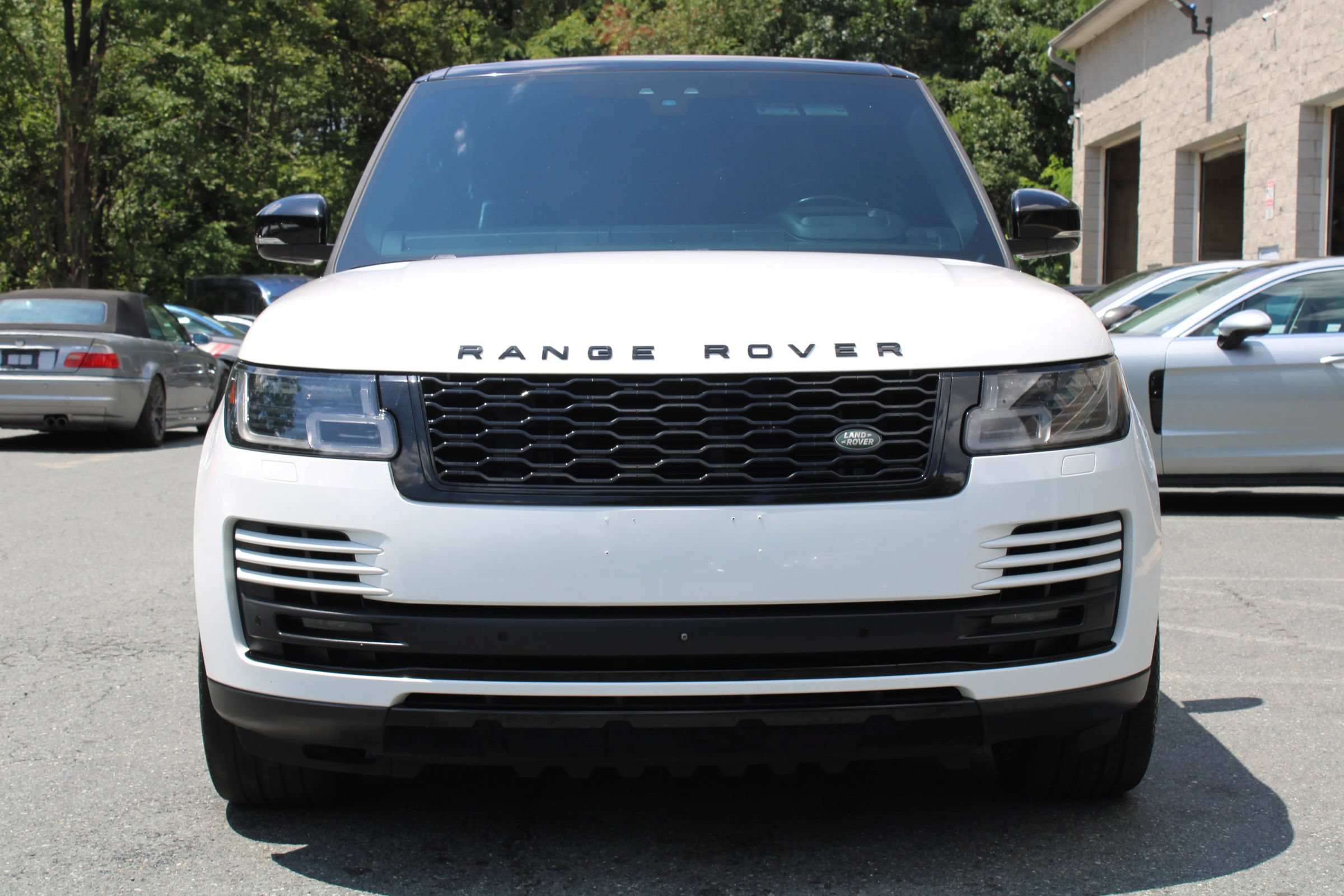 Used 2019 Land Rover Range Rover Supercharged AWD/4WD image 2