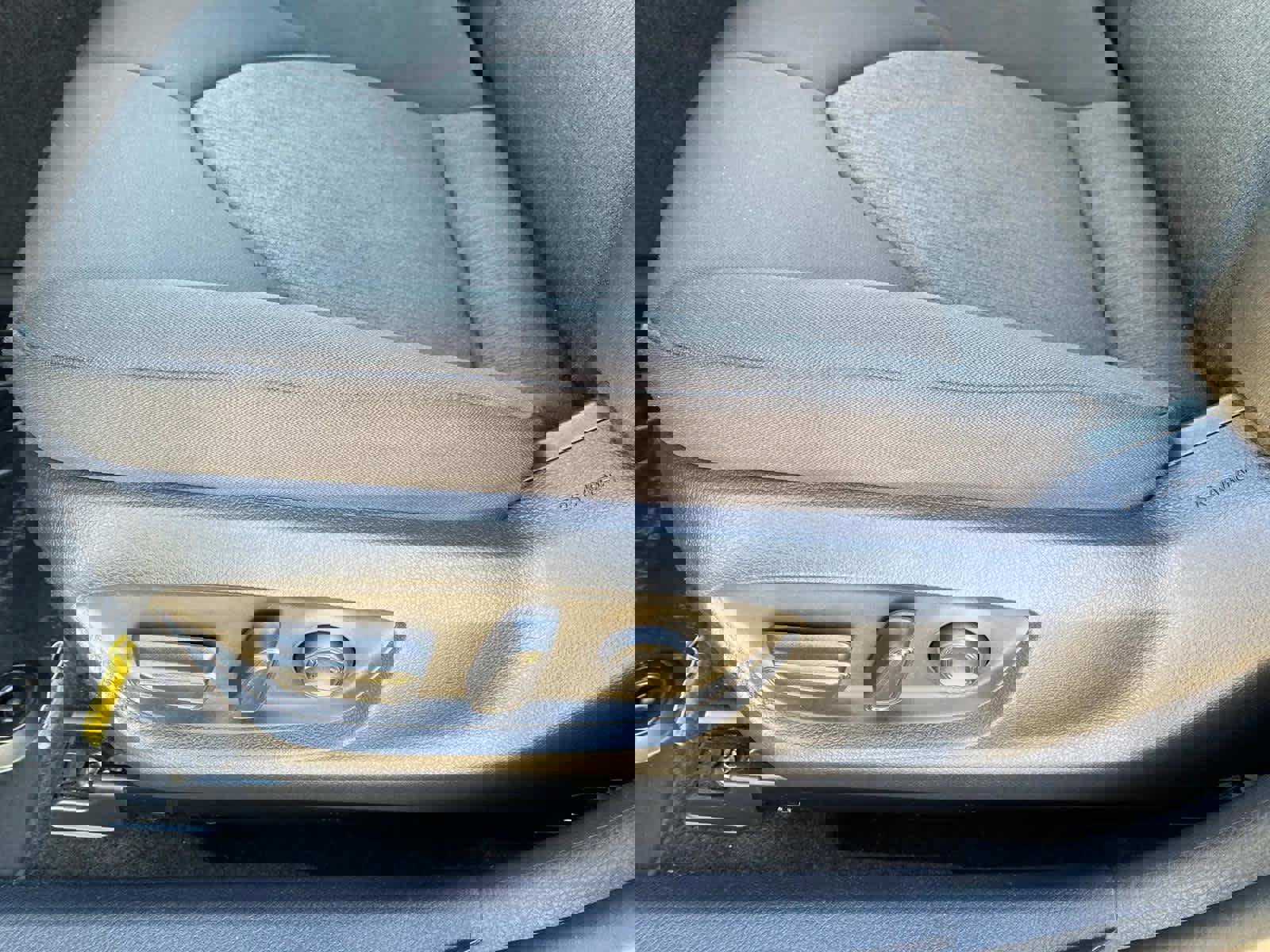 Used 2023 Toyota Camry LE image 21