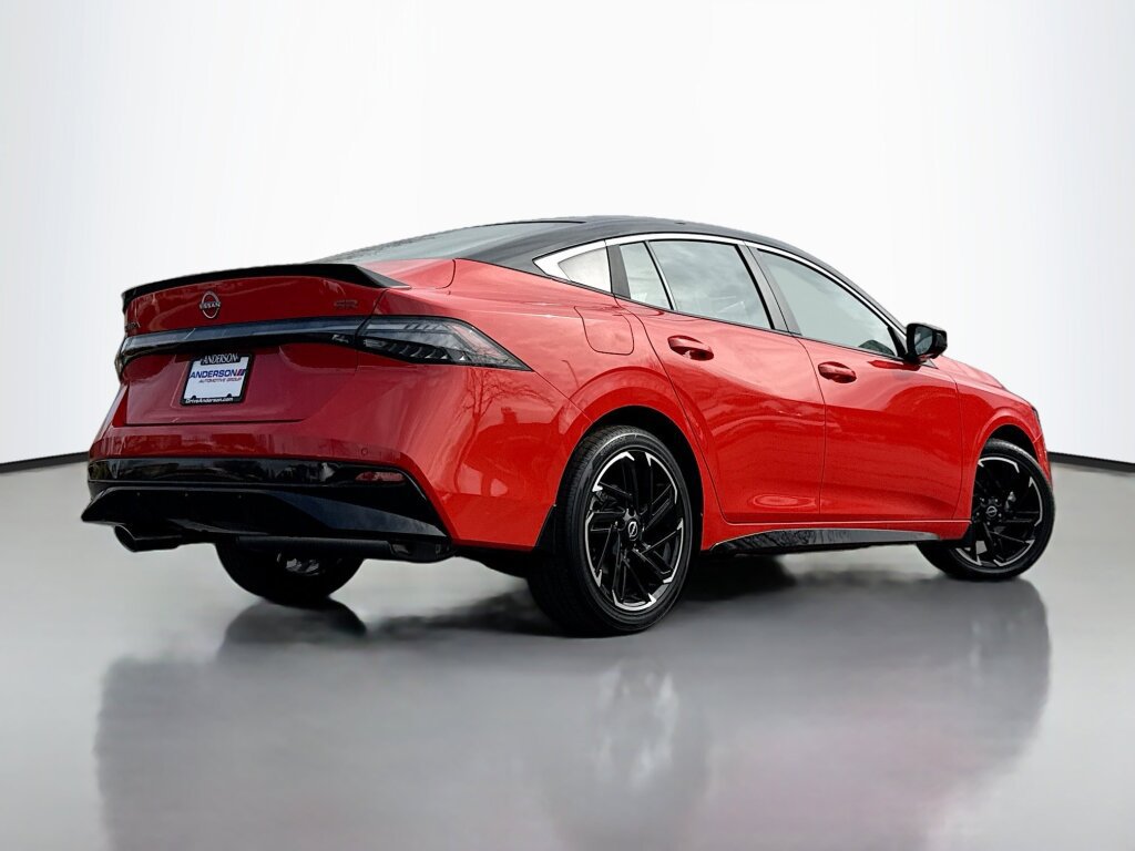 New 2026 Nissan Sentra SR w/ SR Premium Package image 2