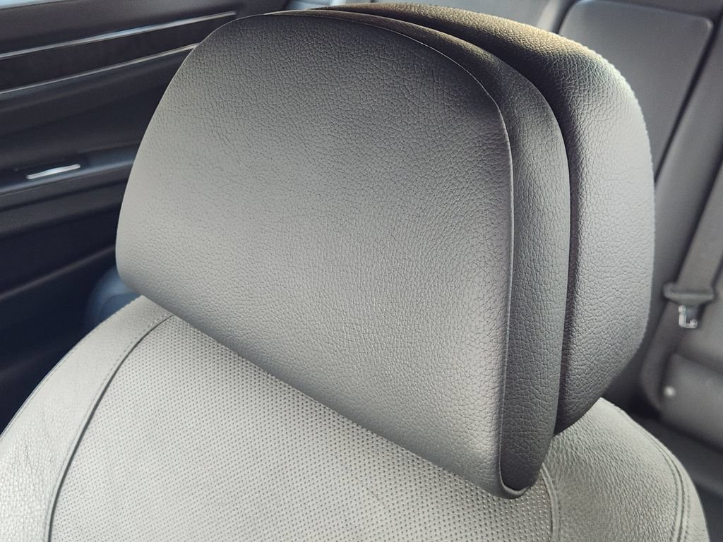 Used 2015 BMW 740Li RWD image 24