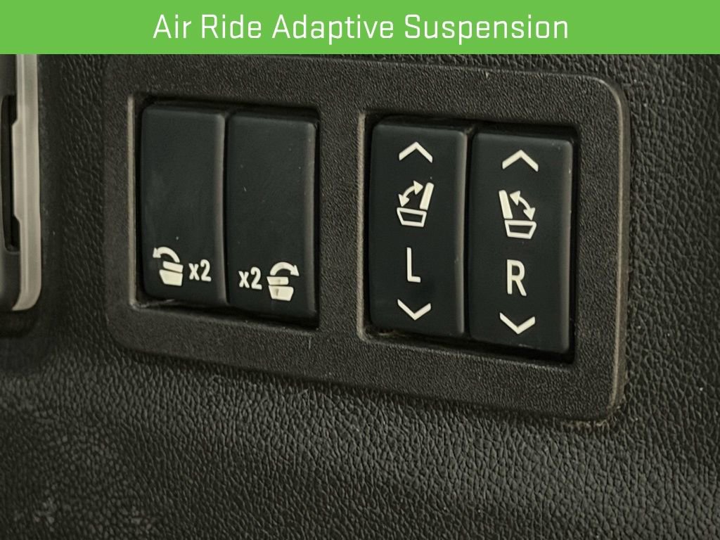 Certified 2024 GMC Yukon XL Denali w/ Denali Reserve Package image 21