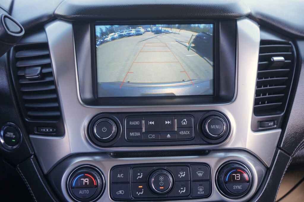 Used 2018 Chevrolet Suburban Premier AWD/4WD image 29