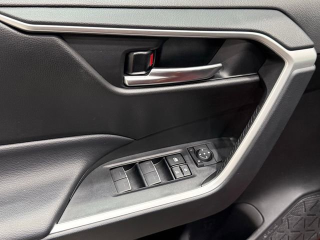 Used 2023 Toyota RAV4 XLE w/ Convenience Package image 15