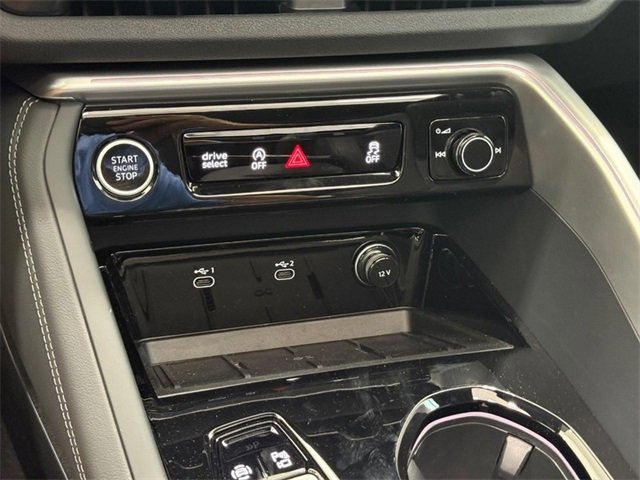 New 2025 Audi Q5 Premium Plus image 12