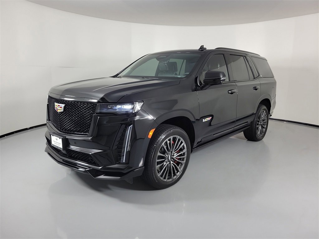 Certified 2024 Cadillac Escalade V w/ Heavy-Duty Trailer Package image 2