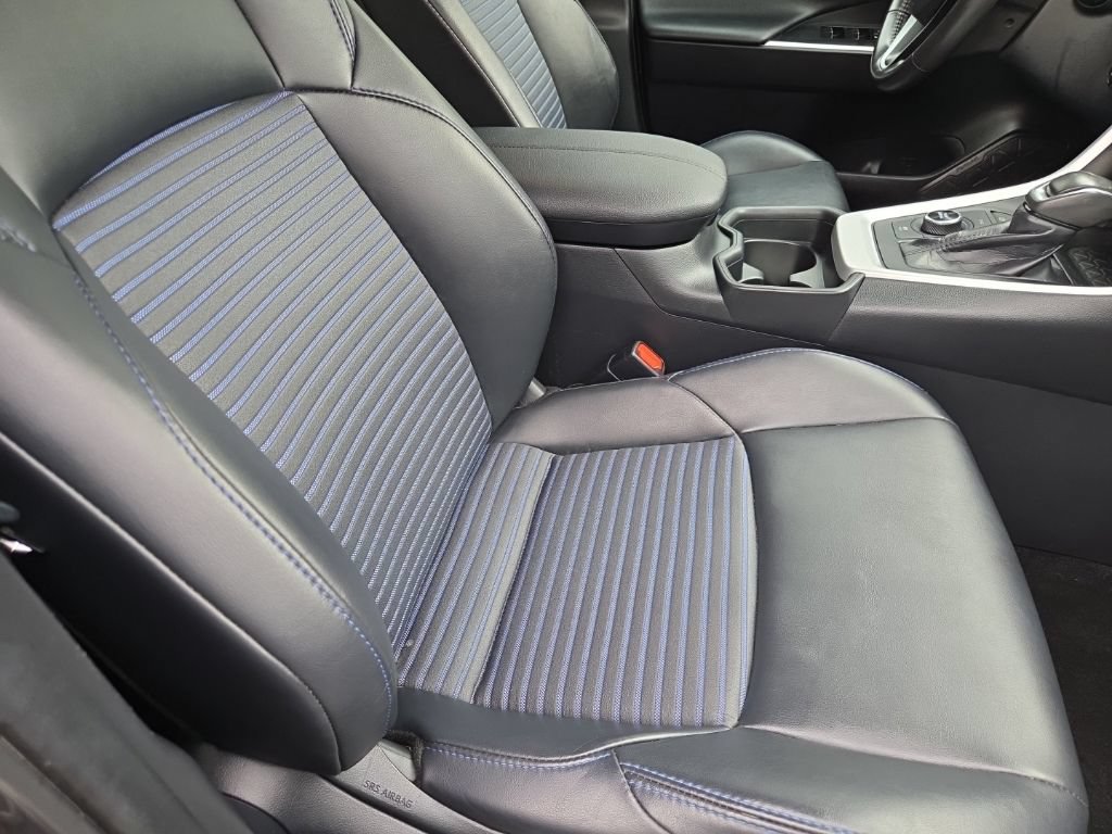 Used 2019 Toyota RAV4 XSE w/ XSE Weather Package AWD/4WD image 22