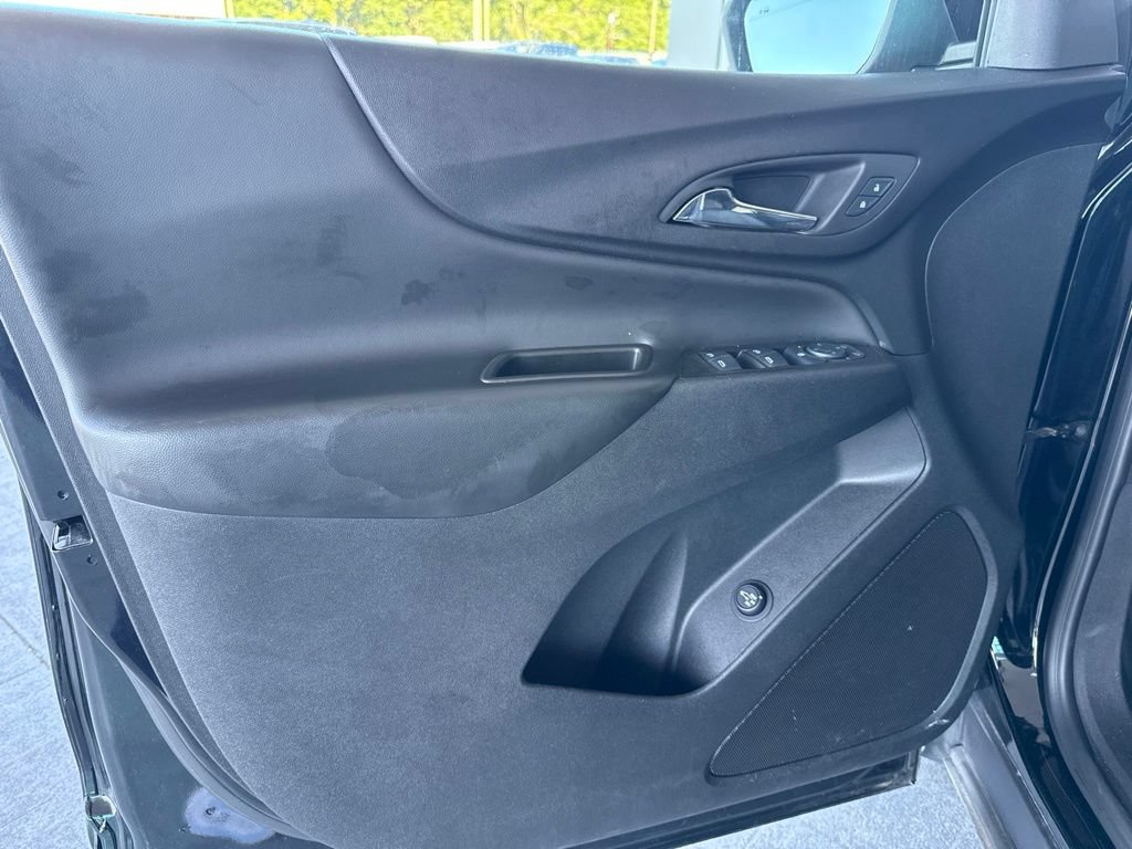 Used 2024 Chevrolet Equinox LT FWD image 30