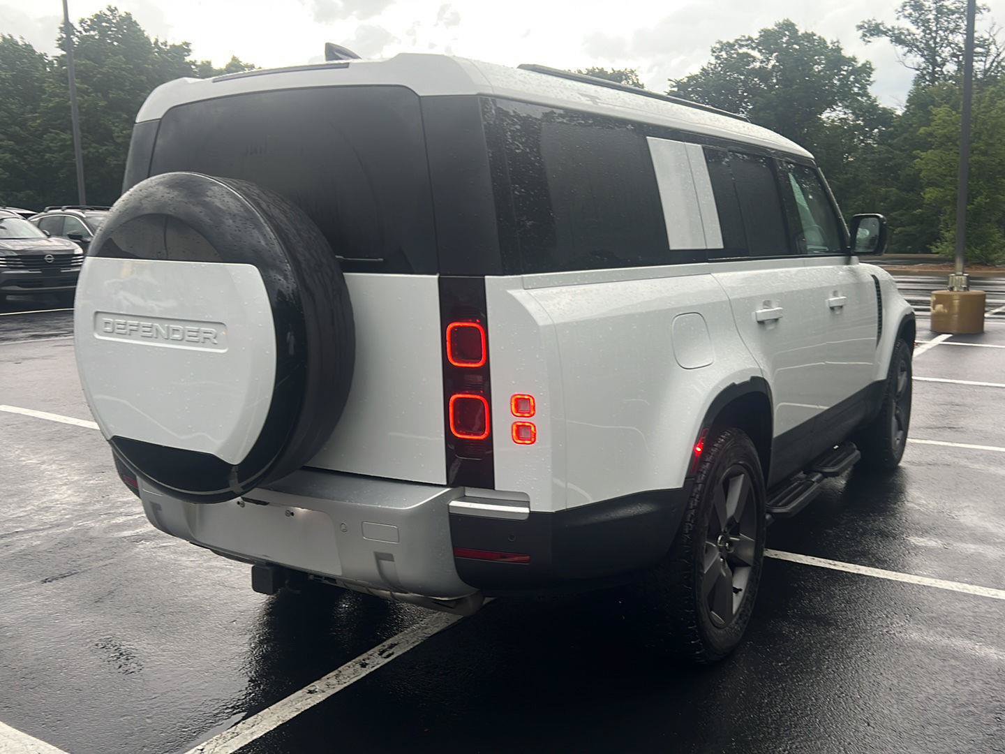 Certified 2025 Land Rover Defender 130 S AWD/4WD image 5