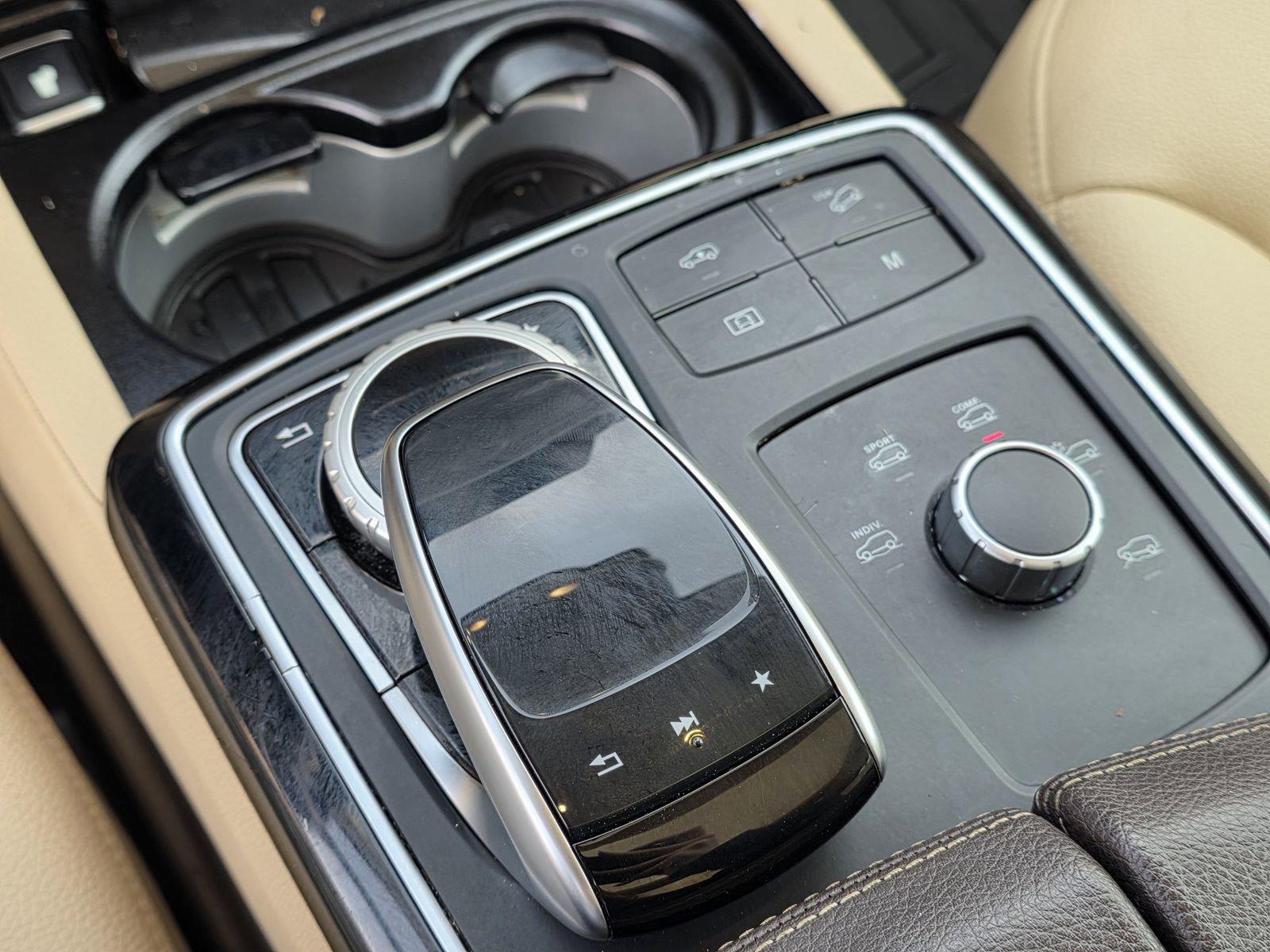 Used 2019 Mercedes-Benz GLS 450 4MATIC image 20