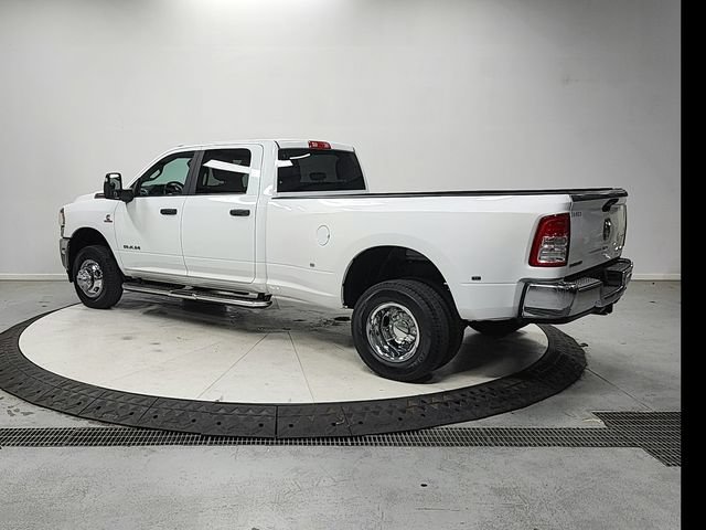 Used 2024 RAM 3500 Big Horn AWD/4WD image 5