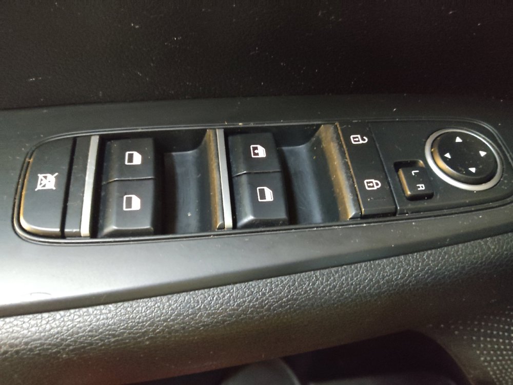 Used 2020 Kia Forte LXS image 27