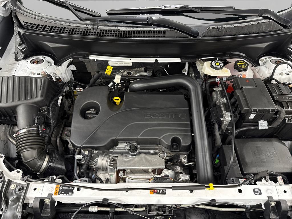 Used 2024 GMC Terrain SLT image 13