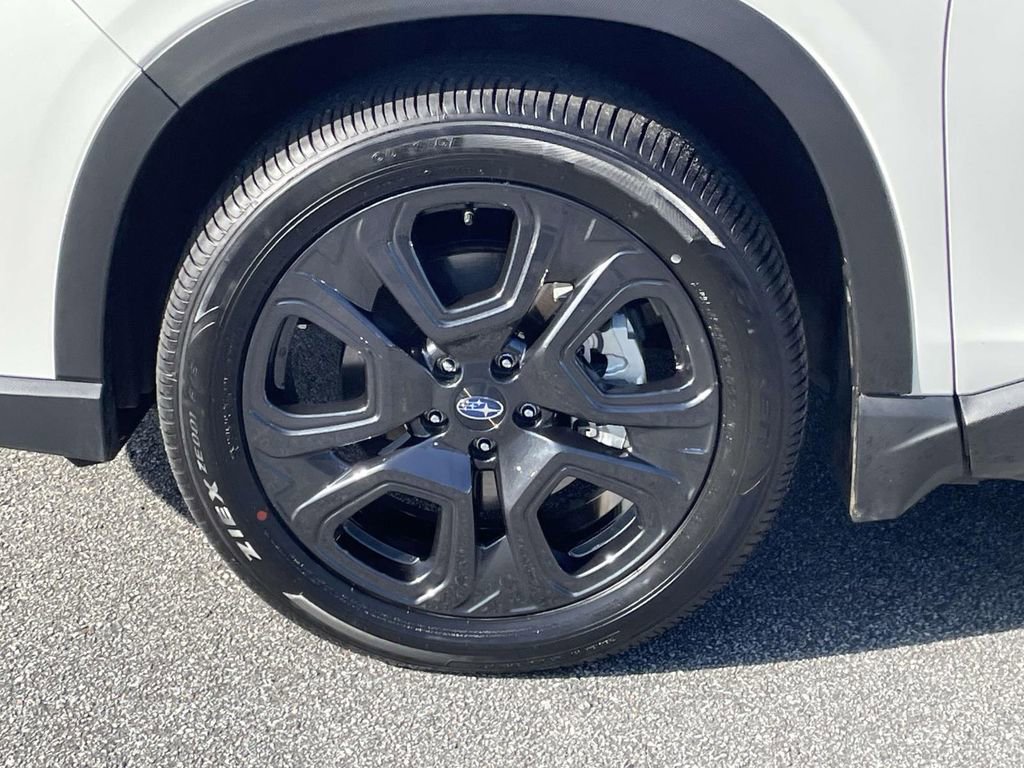 Used 2025 Subaru Ascent Bronze Edition w/ Onyx Package image 8