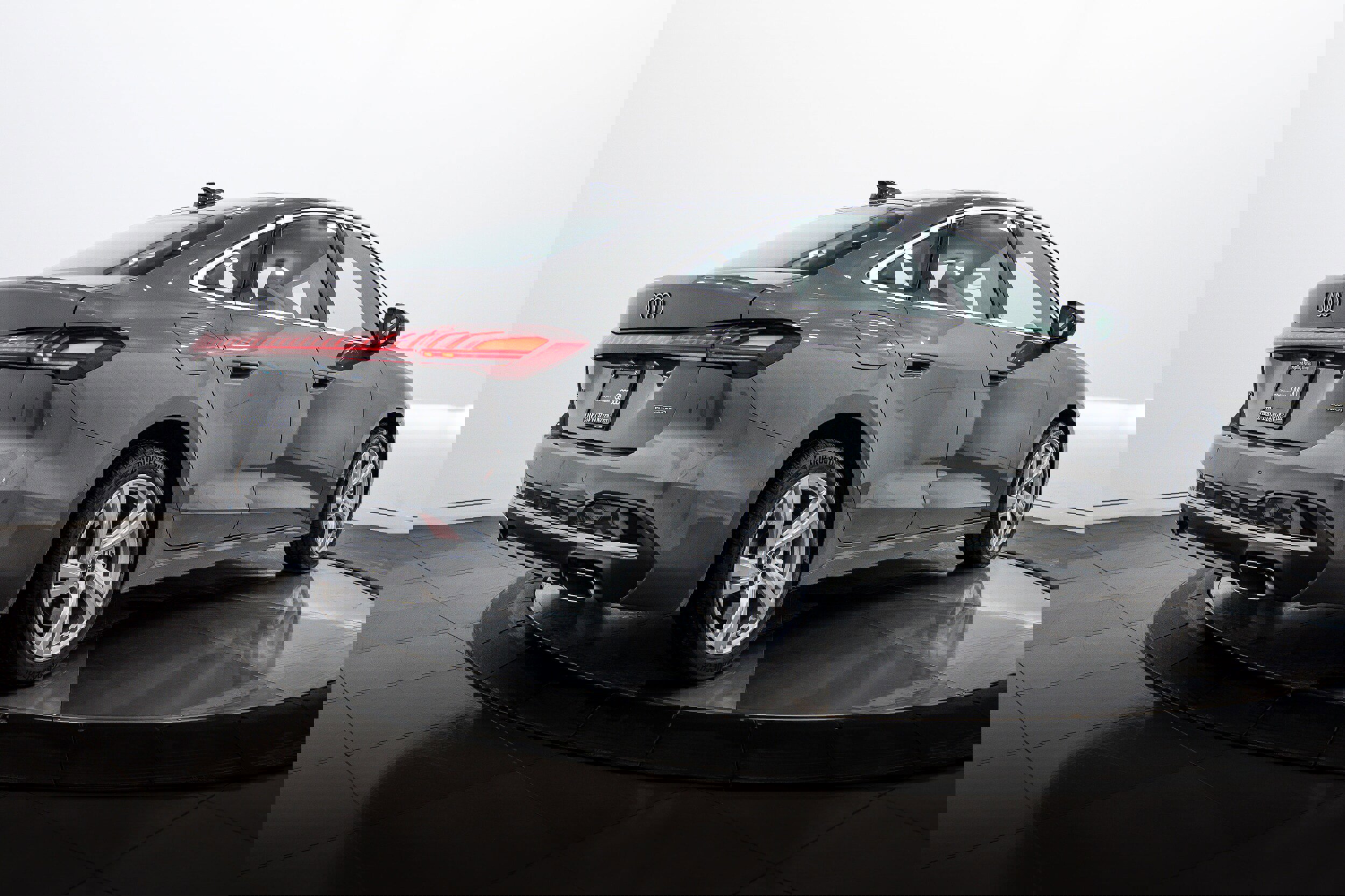 Used 2025 Audi A5 2.0T Premium Plus w/ Premium Plus image 4