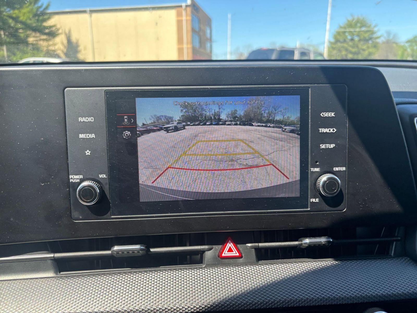 Used 2025 Kia Sportage LX image 22
