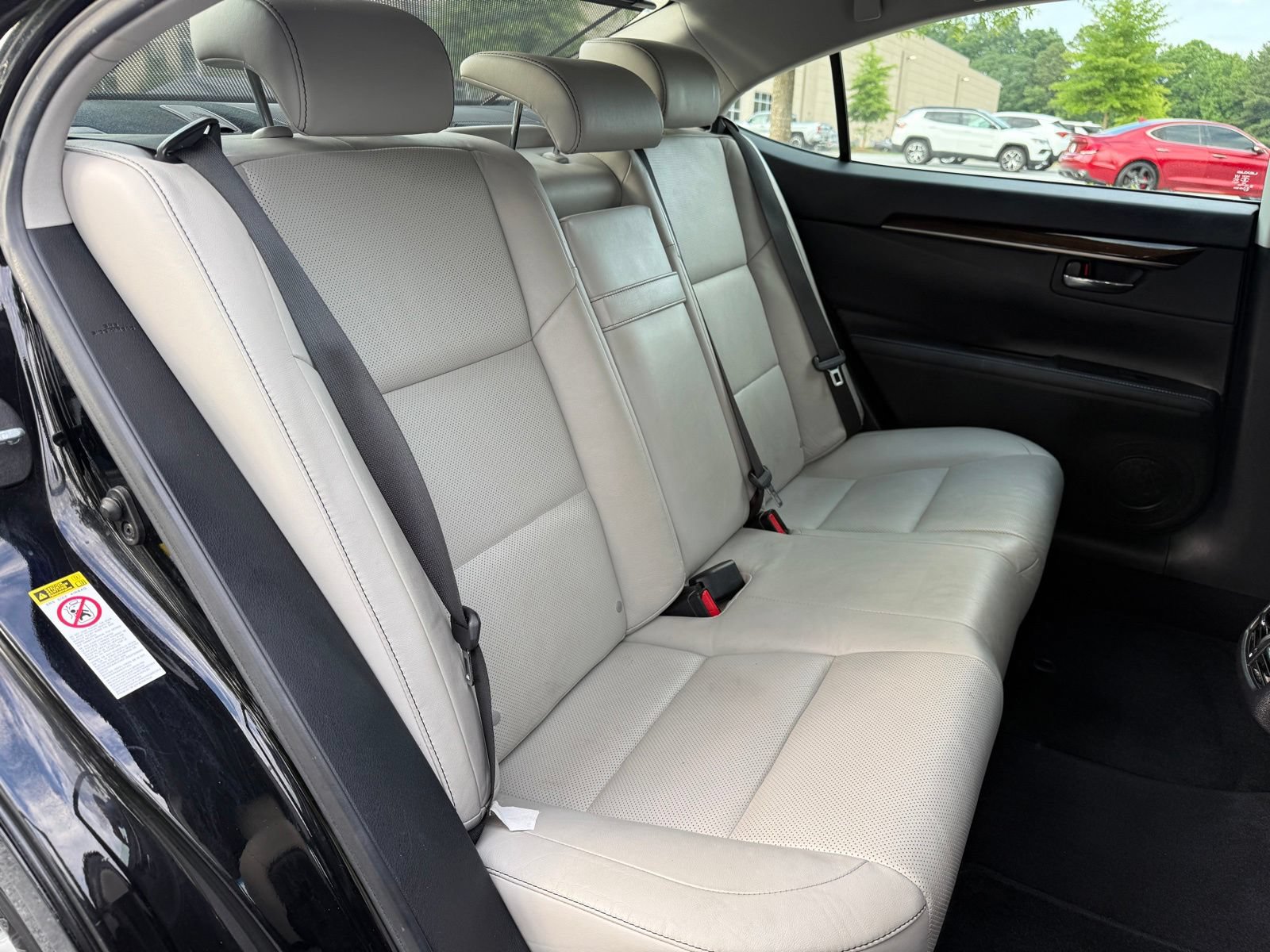 Used 2014 Lexus ES 350 w/ Luxury Package FWD image 42