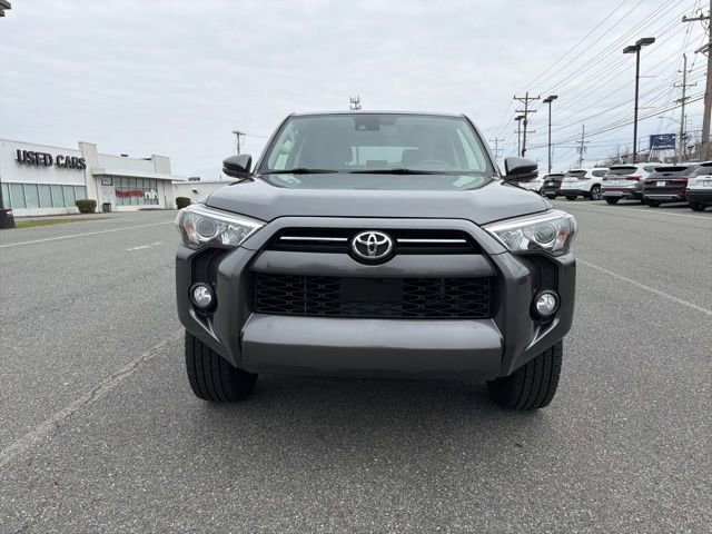 Used 2020 Toyota 4Runner SR5 Premium w/ Moonroof Package image 3