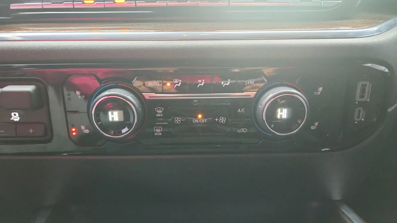 Used 2025 Chevrolet Silverado 2500 LT w/ All Star Edition image 26